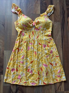 AUW Woman’s Yellow Floral Dress with Pink & White Accents Size M